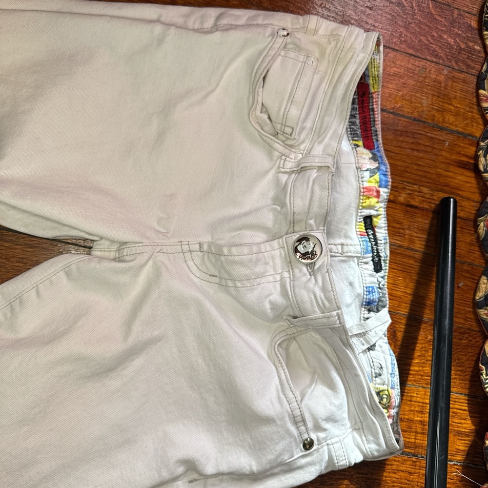 Early 2000’s guess low rise jeans